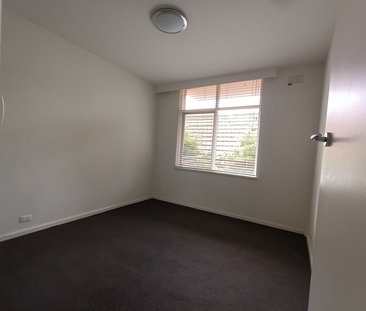 10/54 Tennyson Street, Elwood VIC 3184 - Apartment For Rent | Domain - Photo 4