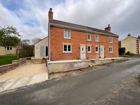2 bedroom Cottage to let - Photo 5