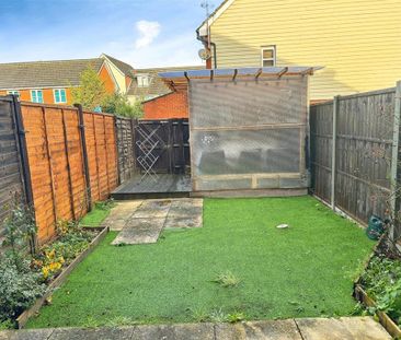 2 bedroom terraced house to rent - Photo 3