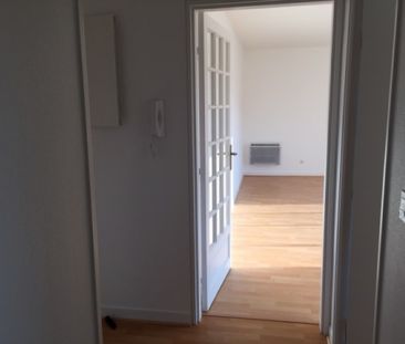 Location Appartement 2 pièces 51m² ORLEANS 45100 - Photo 6
