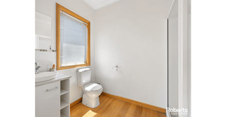 Coastal 2-Bedroom Unit with Stunning Sea Views - Photo 5