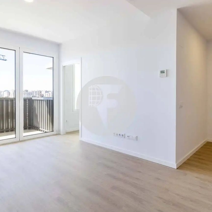 Piso de alquiler en Sant Josep - Photo 1