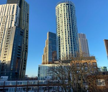 Room in a Shared Flat, Oliver House, SW8 - Photo 2