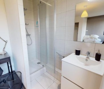 Location Appartement 4 pièces 73m² AVIGNON 84000 - Photo 1