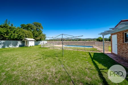 27 Maple Road, Lake Albert NSW 2650 - Photo 2