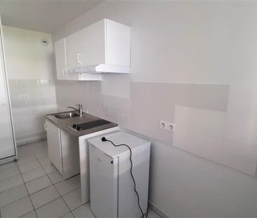 location Appartement T1 DE 33.3m² À BOULOGNE - Photo 1