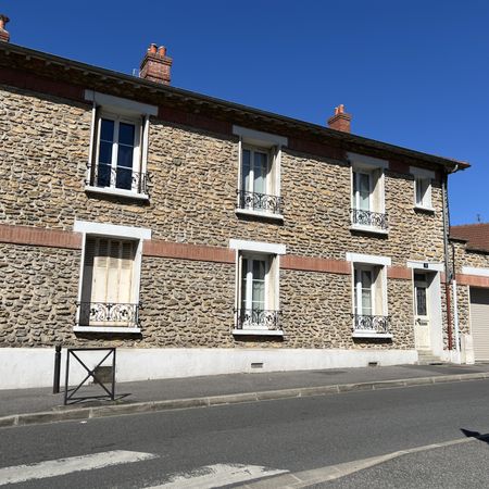 Location Appartement 5 pièces 128m² MELUN 77000 - Photo 4