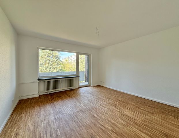 Großzügige + helle 3-Zimmer-Wohnung mit Balkon in guter Lage - Foto 1