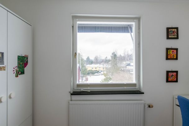 Tyresö - 1rok - tillsv - 5.750kr/mån - Photo 1