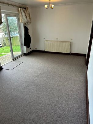 1 Bed Flat, Cypress Road, SE25 - Photo 1