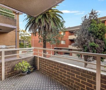Fantastic One Bedroom! - Photo 5