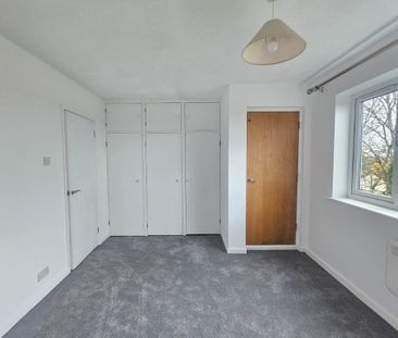 Runnymede Court, West End, SOUTHAMPTON - Photo 1
