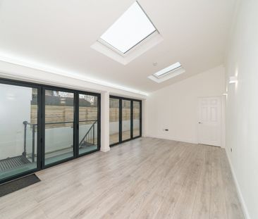 3 Bed Flat, East Dulwich Road, SE22 - Photo 4