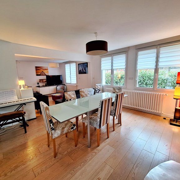 Maison 5 pièces – 138 m² environ à Vannes (ref : 39807-1) - Photo 1