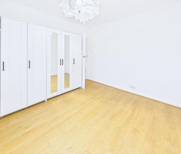 2 bedroom maisonette to rent - Photo 2