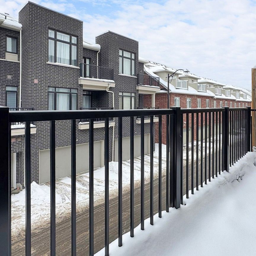 For Lease - 91 William F. Bell Parkway, Richmond Hill, Ontario - Photo 1