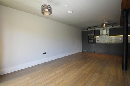 2 bedroom apartment to rent - Photo 3