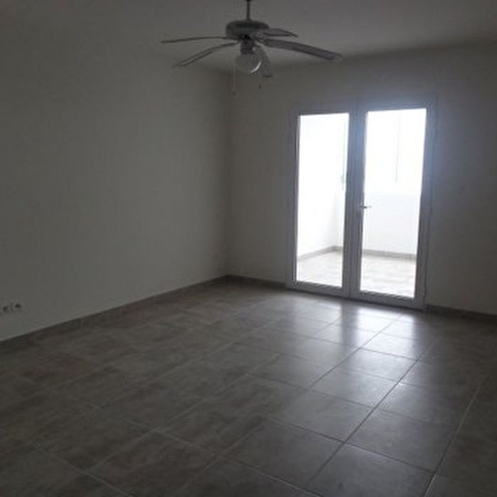 Location Appartement 37.86m² 2 pièces Fort de france - Photo 1