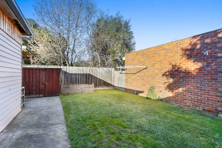 31 Curtin Avenue, Brunswick West VIC 3055 - Photo 4