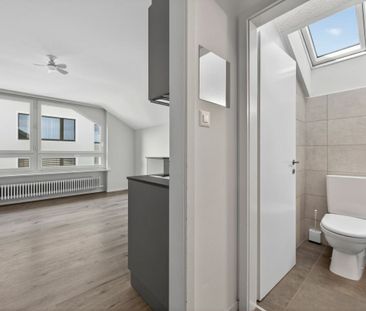 1 Zimmer, 2. Stock - Photo 6