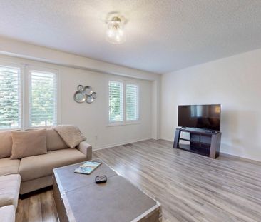 For Lease - 16 Stiles Avenue, Aurora, Ontario - Photo 1