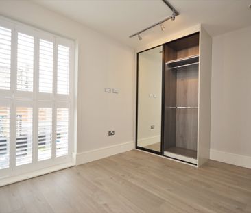 Flat to rent - Plassy Road, Catford, SE6 - Photo 1