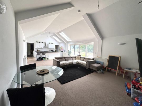 Gravelly Bottom Road, Kingswood, Maidstone - Photo 1