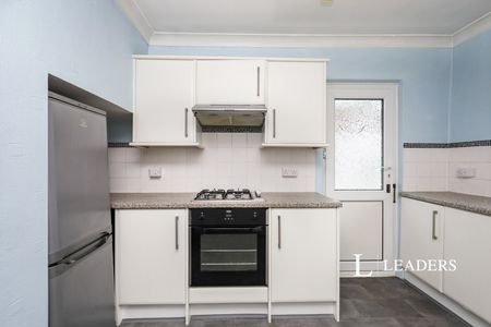 2 bedroom bungalow to rent Nursery Close, BN26 - Photo 2