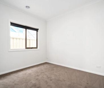 Low-Maintenance Family Home in Prime Location - Photo 2