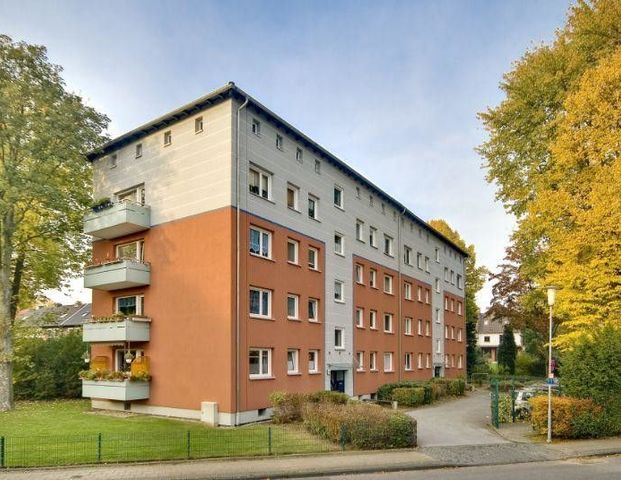 Charmante Erdgeschosswohnung mit Balkon! - Photo 1