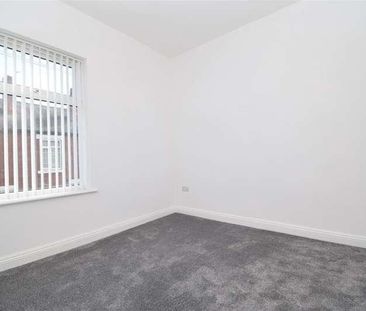 Whitehall Street, Wakefield, WF2 - Photo 1
