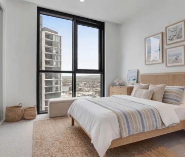 Exquisite Ocean-View Apartment - Photo 5