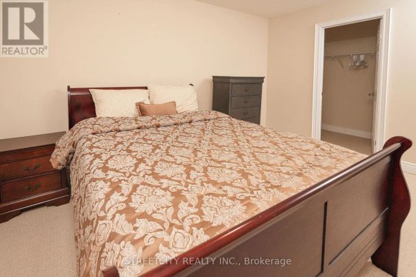 705 JACKPINE WAY - Photo 1