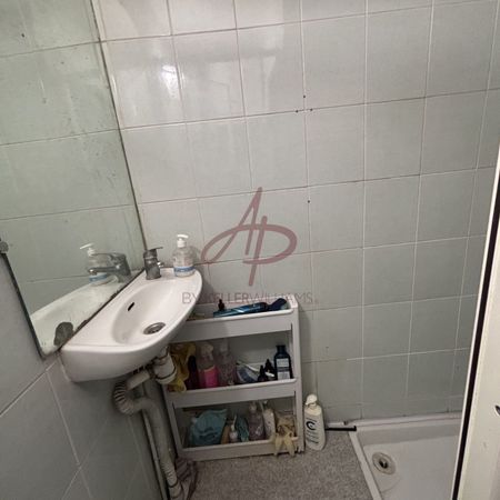 Location Appartement 2 pièces 20m² ROUBAIX 59100 - Photo 4