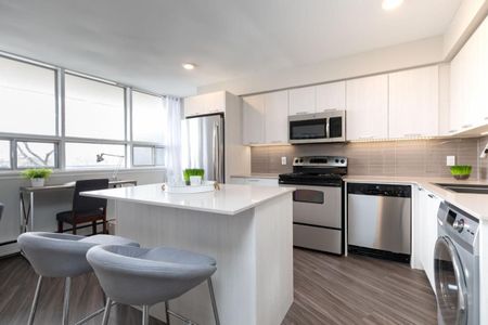 For Lease - 4340 Bloor Street Unit# 103, Toronto, Ontario - Photo 5