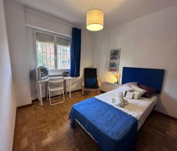 Calle de la Sierra Bermeja, Madrid, Community of Madrid 28018 - Photo 3