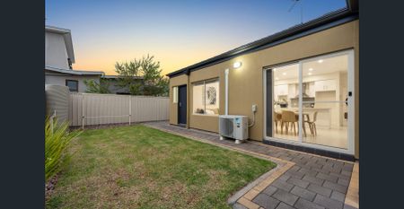 Relaxed Beachside Living - Photo 5