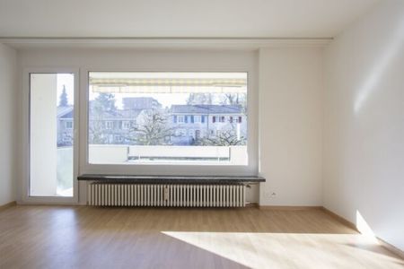 Luminous 4.5-room apartment with balcony and modern kitchen - Foto 4