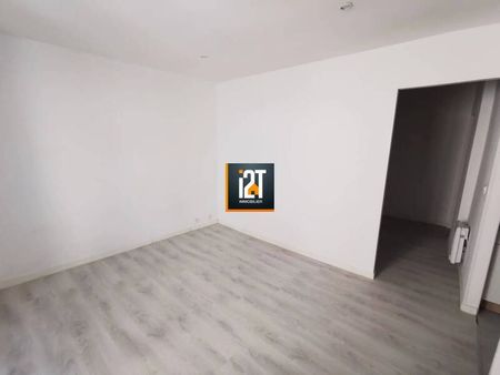 Appartement à louer - Nîmes 2 pièces de 27.1 m² - Photo 3