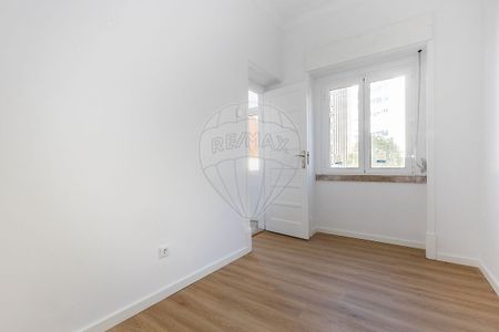 Apartamento T4 em Lisboa - Photo 3