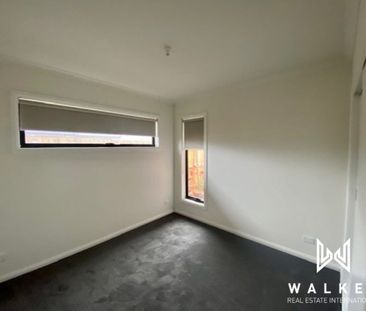 Modern Living Home! - Photo 5