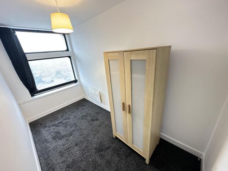 3 bedroom apartment to rent - Photo 3