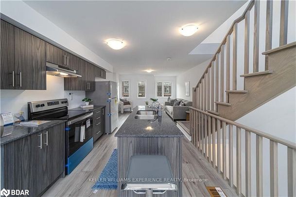 For Lease - 45 Hay Lane, Barrie, Ontario - Photo 1