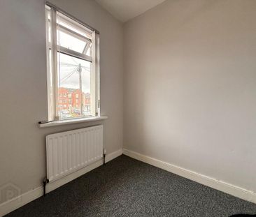 22 Windsor Drive, Belfast, BT9 7FH - Photo 4