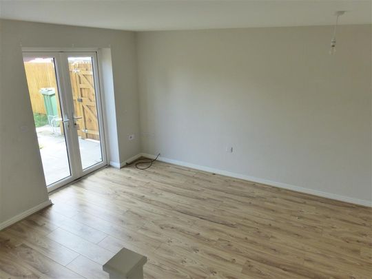 2 bedroom unspecified - Photo 1