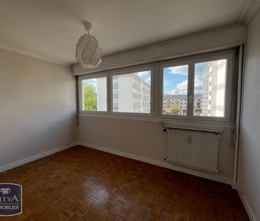 Location Appartement 5 pièces 91m² LAVAL 53000 - Photo 6