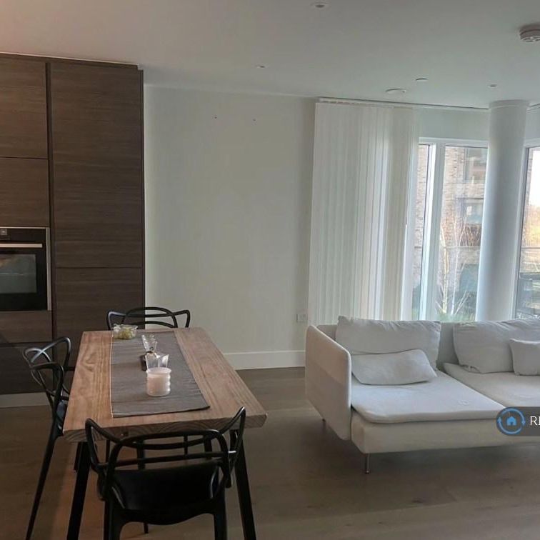 2 bedroom flat to rent - Photo 1