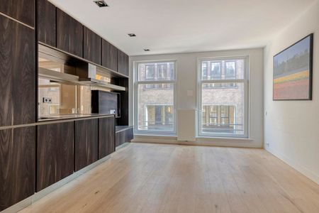 Appartement te huur: Utrechtsestraat 6-2 1017 VN Amsterdam - Photo 2