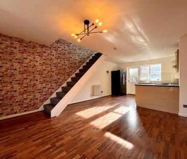 2 bedroom terraced house to rent - Photo 6