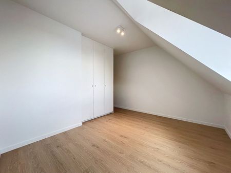 Stijlvol en lichtrijk nieuwbouw dakappartement nabij de Zeedijk en de site van de Heldentoren. - Foto 4